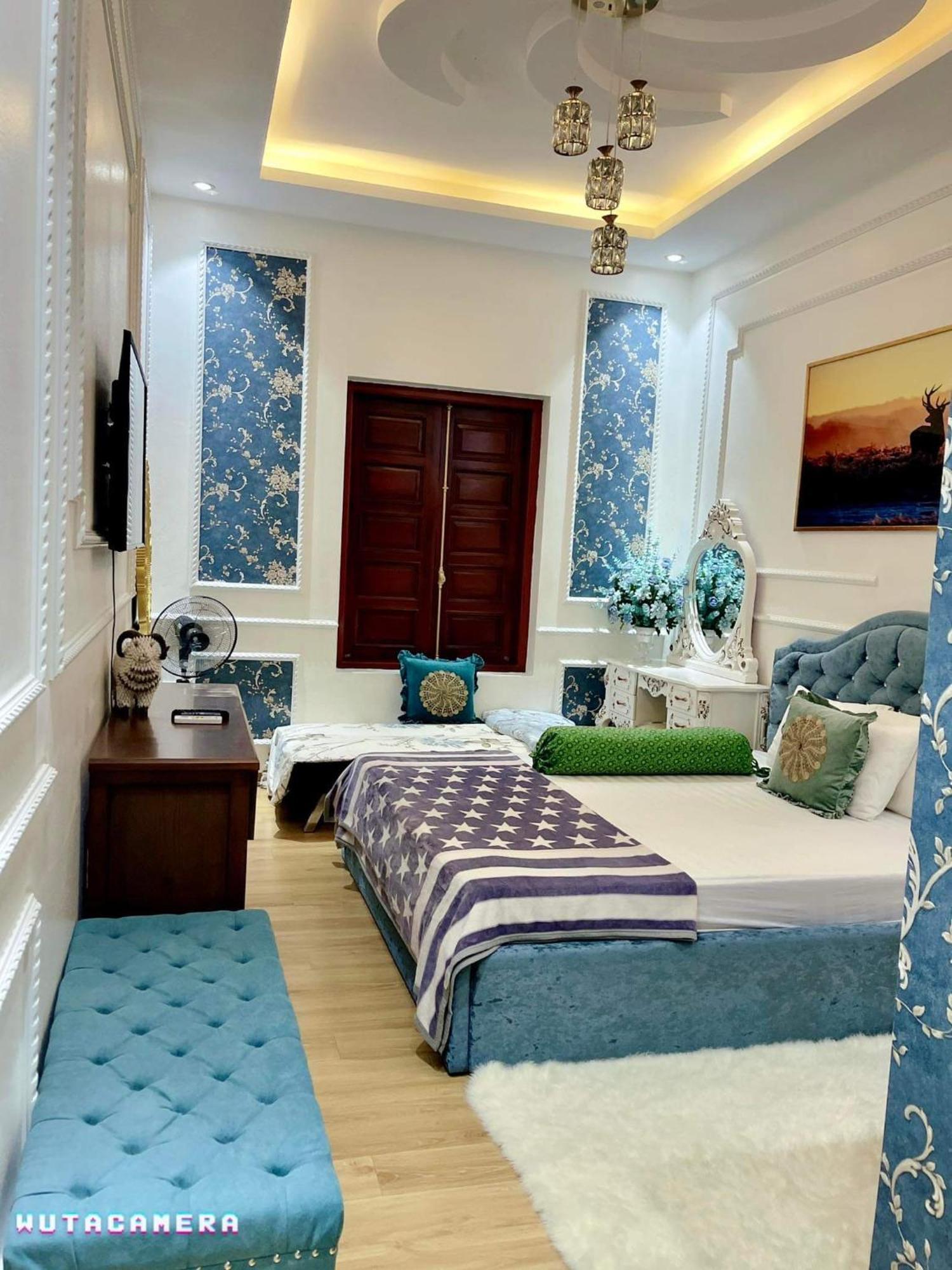 Luxury Hotel T&L Cam Pha Luaran gambar